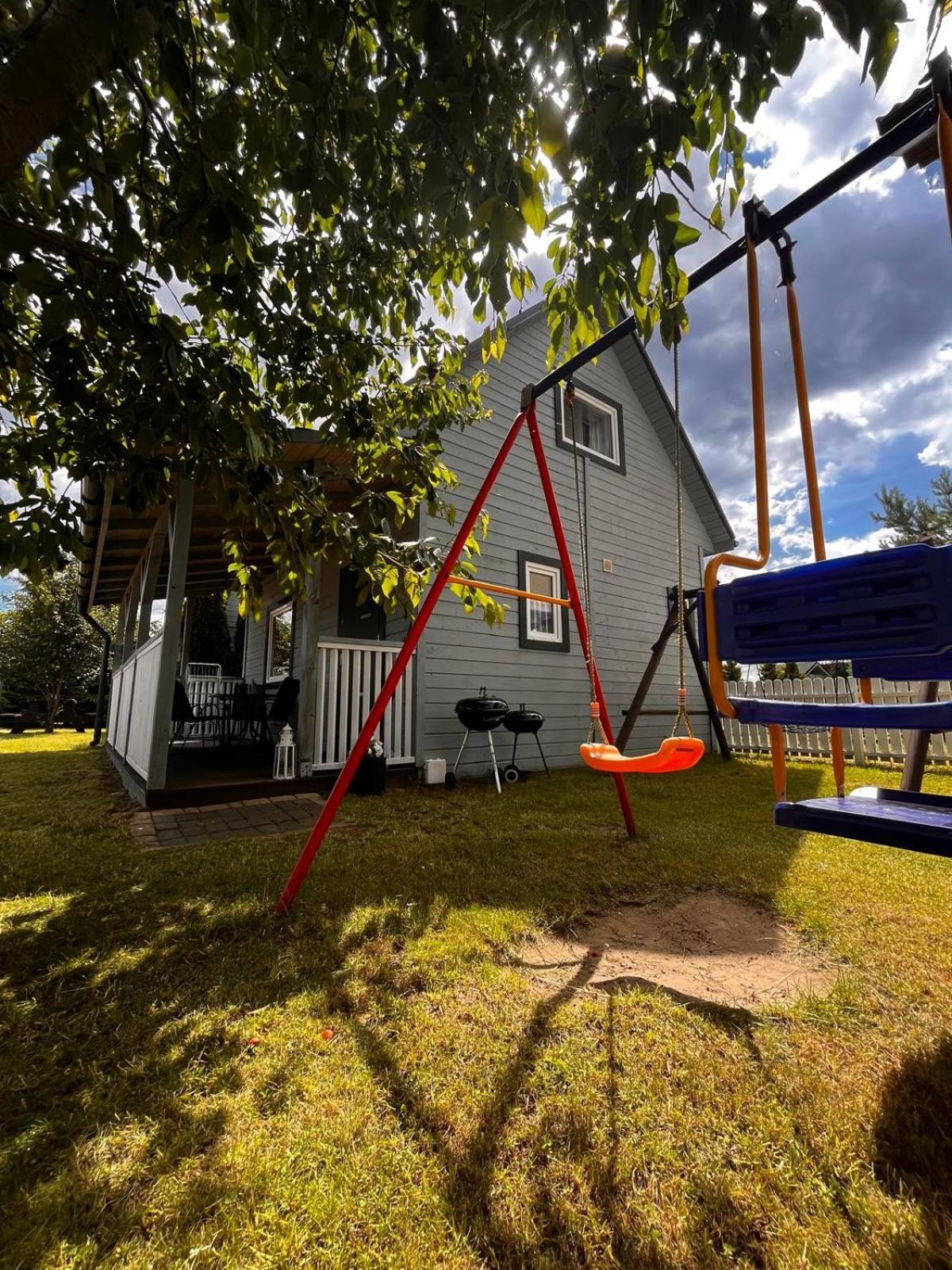 Domki Kapitanskie Z Prywatnym Polem Do Gry W Mini Golf Rewal Kültér fotó